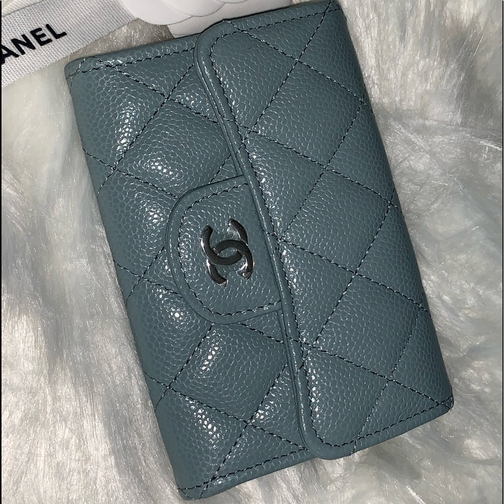 ❌❌SOLD elsewhere❌❌Chanel classic flap card holder